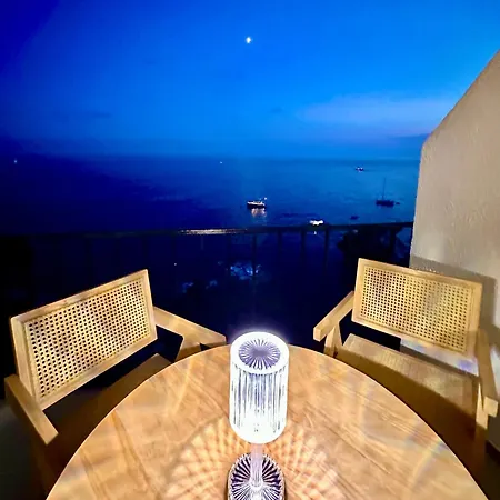 Unparalleled Sea View Daire