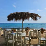 Unparalleled Sea View 아파트 *