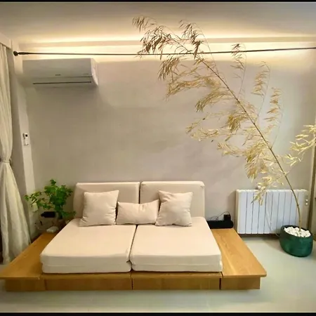 Unparalleled Sea View Apartment