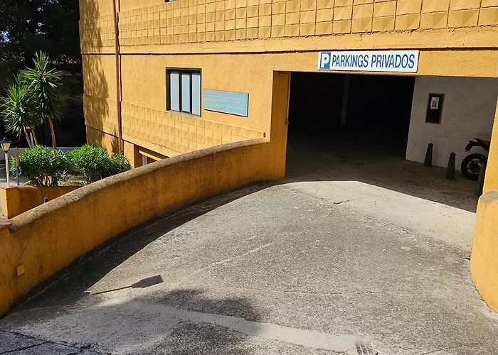 Unparalleled Sea View Apartment