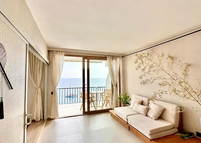 Apartment Unparalleled Sea View Tossa de Mar
