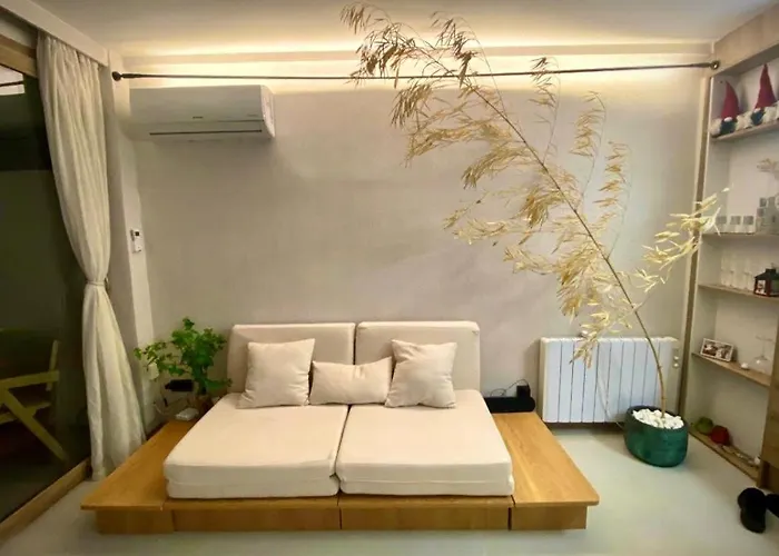 Unparalleled Sea View Apartment